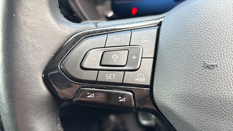 Ford Transit Connect 250 L2 Petrol 1.5 EcoBoost PHEV 150 Active FlexCab Van Auto